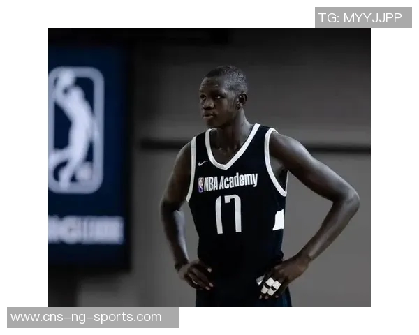 媒体人称杨瀚森的兄弟马卢阿奇与艾顿对位表现不逊色