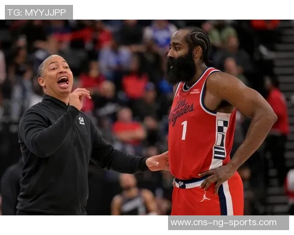 泰伦卢赛前强调将合理分配哈登上场时间以避免过度疲劳