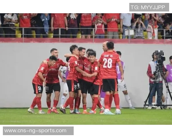 成都蓉城在202526亚冠精英联赛第2轮中以1-0战胜江原FC取得宝贵胜利